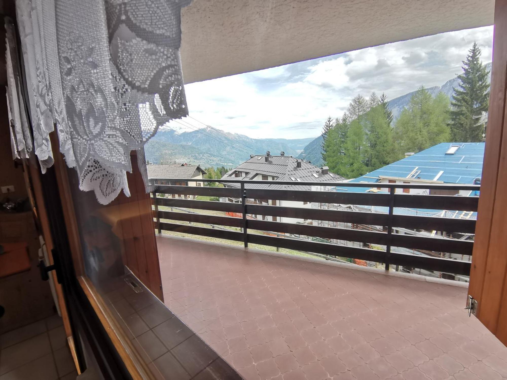 Trilocale Con Splendida Vista Sulle Piste Da Sci Lejlighed Folgarida Eksteriør billede
